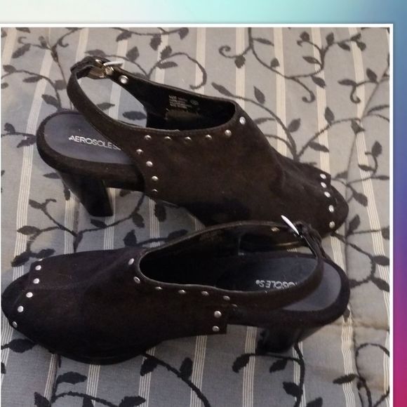 AEROSOLES Black Slingback Heels with Silver Studs - Picture 1 of 6